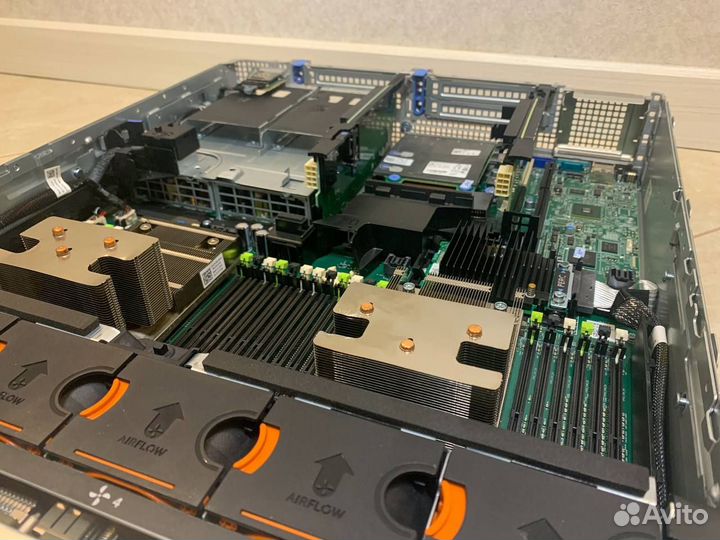 Сервер Dell R730xd 12LFF 2x E5-2623v4 16GB