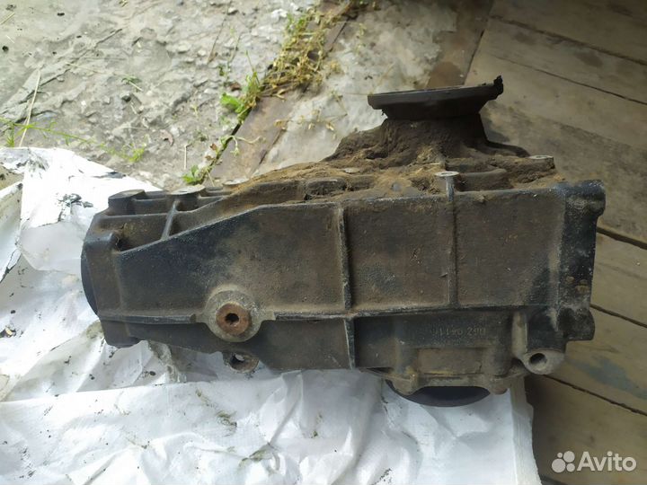 Запчасти на audi 80