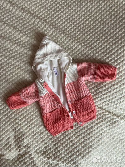 Теплый кардиган с капюшоном