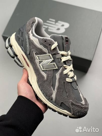 New balance 1906