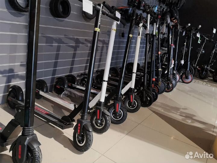 Электросамокаты и электроскутеры