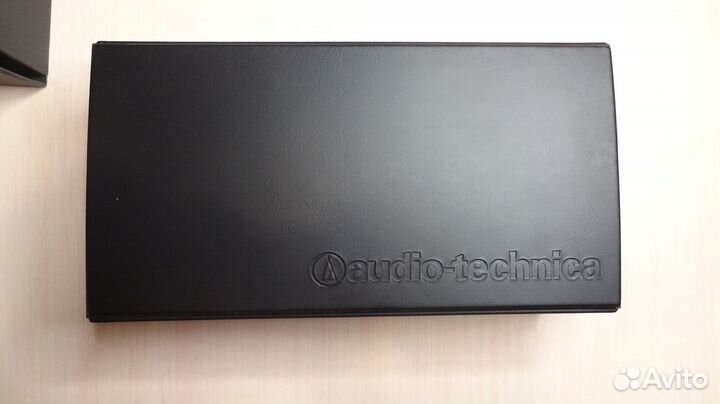 Студийный микрофон audio-technica AT4040