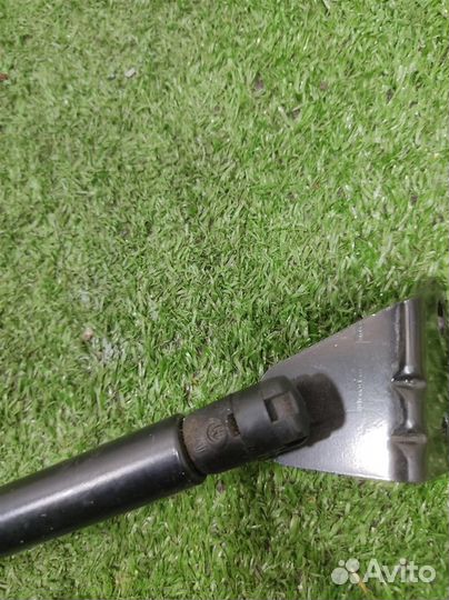 Амортизатор капота Opel Antara 2014