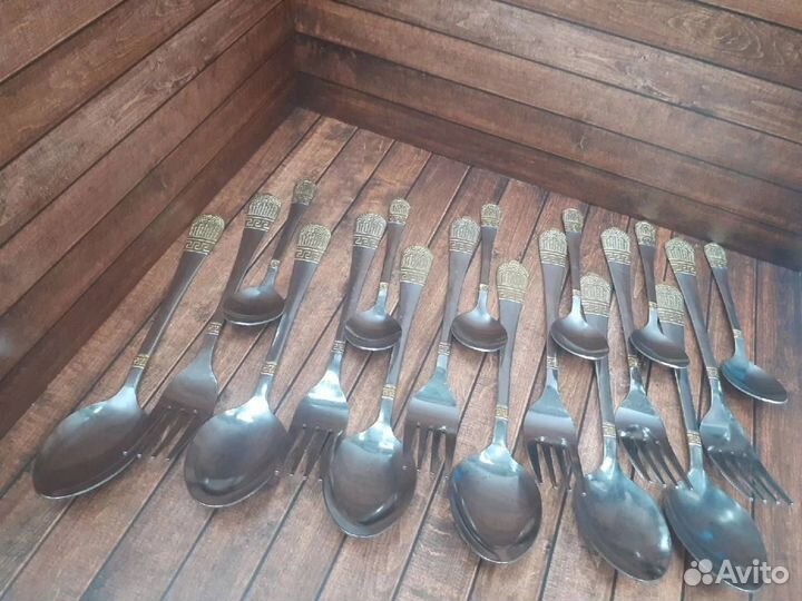Столовый прибор столовая ложка вилка чайная ложка