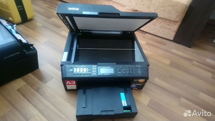 Продам цветной принтер