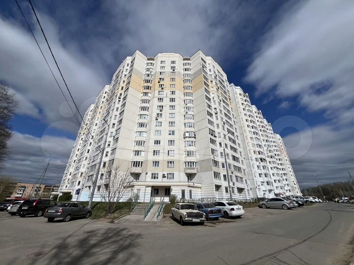 3-к. квартира, 96,7 м², 10/16 эт.