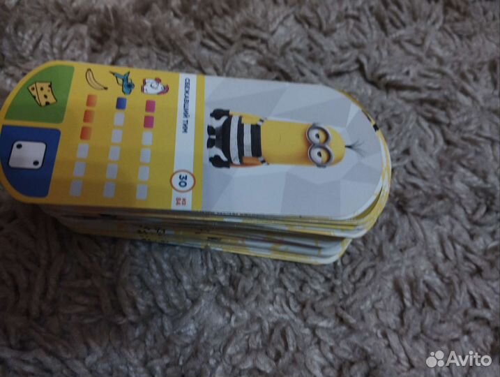 Игральные карты миньонов из магнит