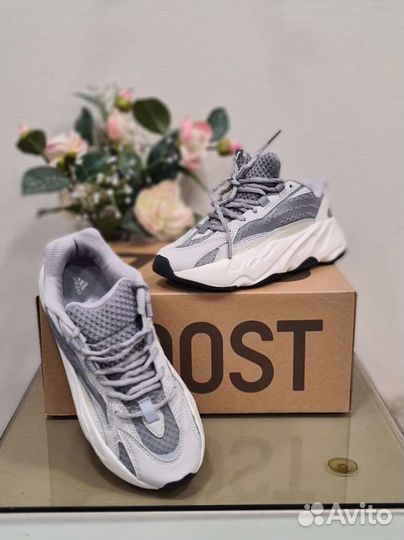 Кроссовки Adidas Yeezy Boost 700 v2 Static