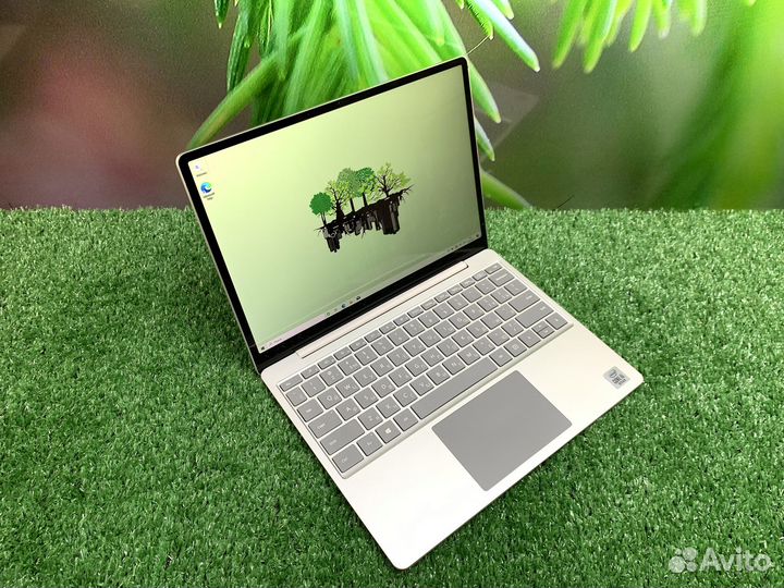 Стильный ультрабук Microsoft на Intel Core i5