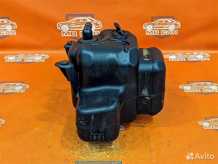 Бак adblue w470 X-class 642.889 2019