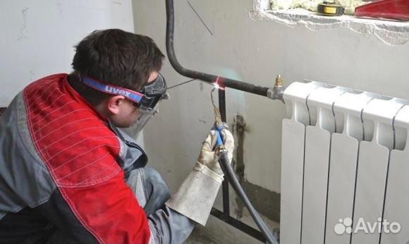 Услуги сантехника, Сантехник