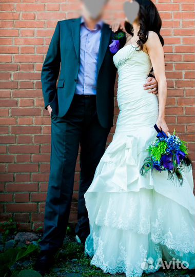 Свадебное платье со шлейфом