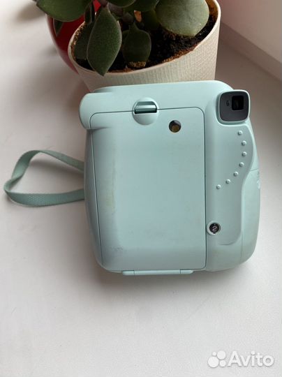 Плёночный фотоаппарат Instax mini 9