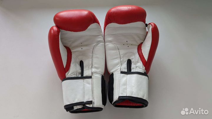 Перчатки боксерские Larsen 10 oz