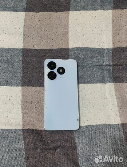 TECNO Spark Go 2024, 4/64 ГБ