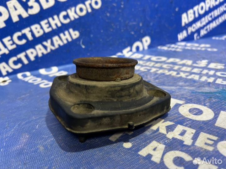 Опора амортизатора Hyundai Matrix минивен 2005