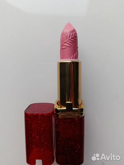 Помада Loreal color riche 303 rose tendre