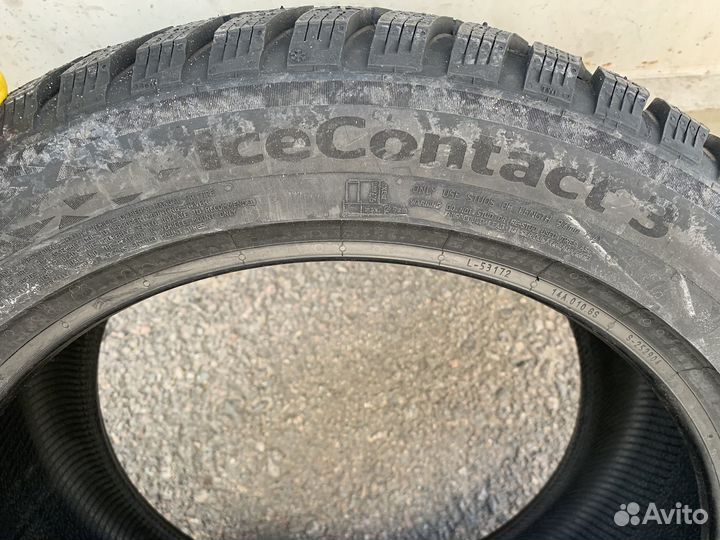 Continental IceContact 3 245/45 R17 99T