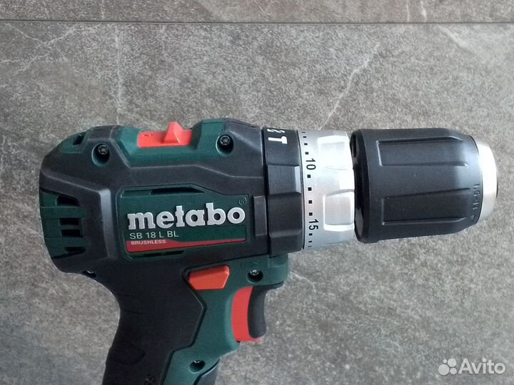 Шуруповерт ударный Metabo SB18 L BL