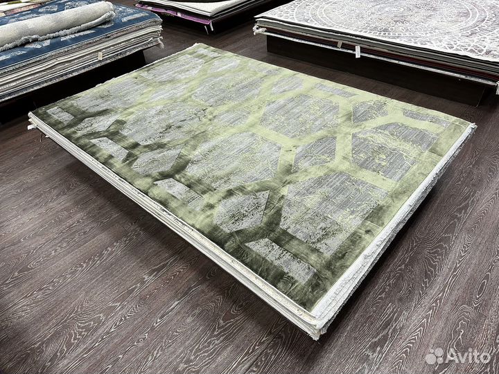 Ковер новый 1.6х2.3 Olimpos