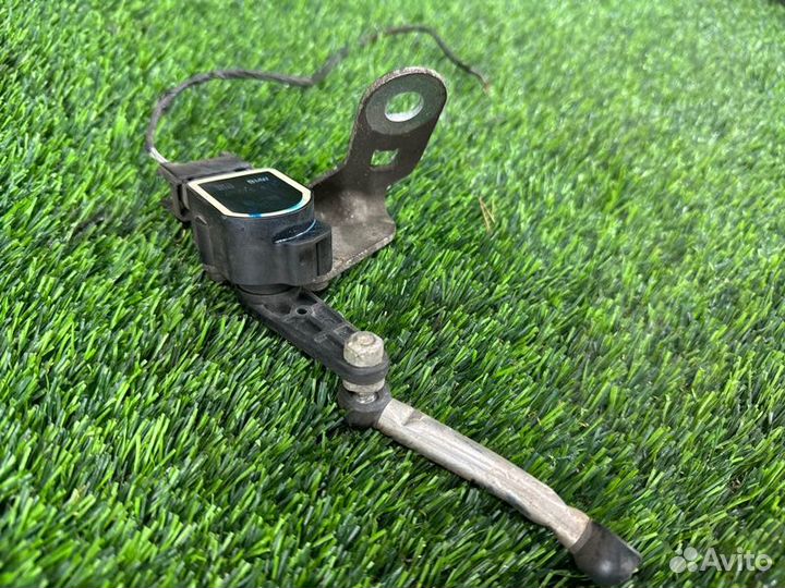 Датчик высоты дорожного просвета передний Bmw X5