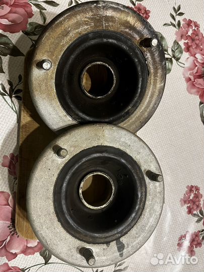 Опора амортизатора E39