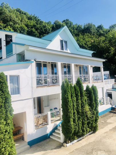 Дом 400 м² на участке 15 сот.