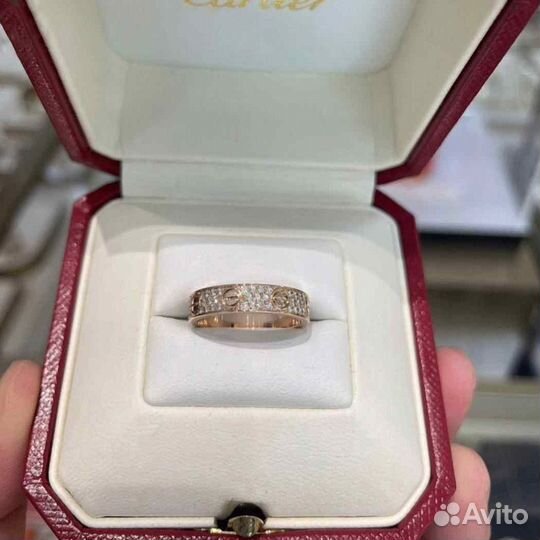 Золотое кольцо Cartier Love, бр. паве 0,4ct