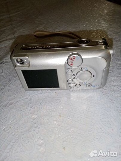 Компактный фотоаппарат Canon