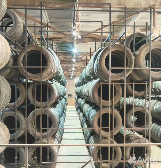 Goodyear Vector 4Seasons Gen-2 225/45 R17 94Y