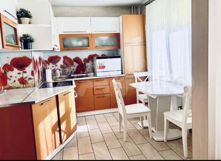 2-к. квартира, 51 м², 7/10 эт.