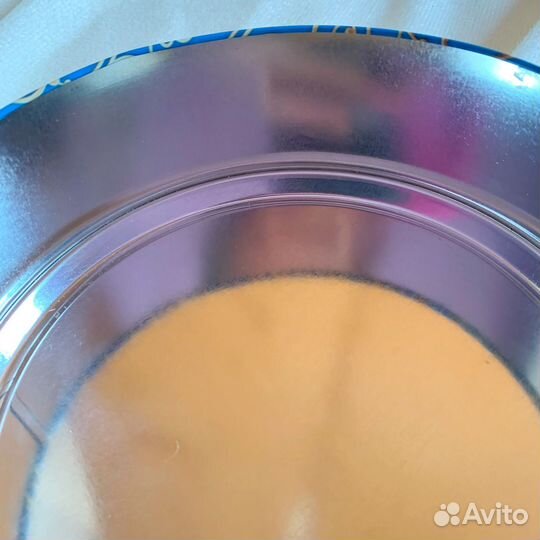 Жестяная банка из под печенья