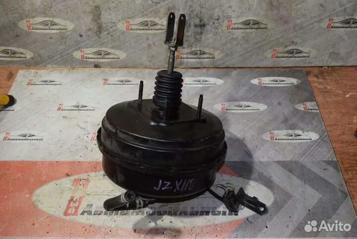 Вакумник тормозной c Toyota Verossa JZX110 1JZ-FSE