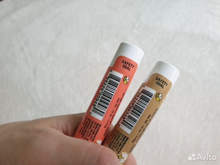 Бальзам для губ с маслом какао Sierra Bees с iherb