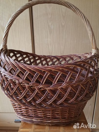 Корзина плетеная большая