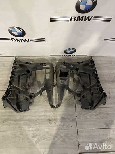 Кронштейн заднего бампера левый/правый BMW G20