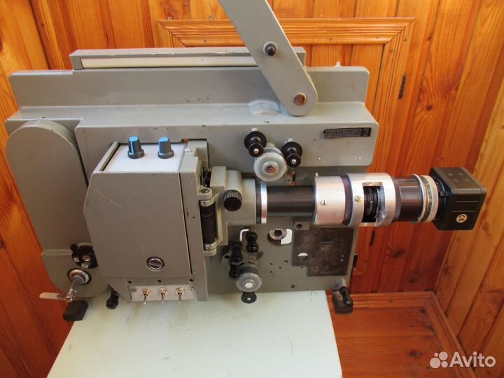 Кинопроекторы для оцифровки киноплёнок 8-16 мм