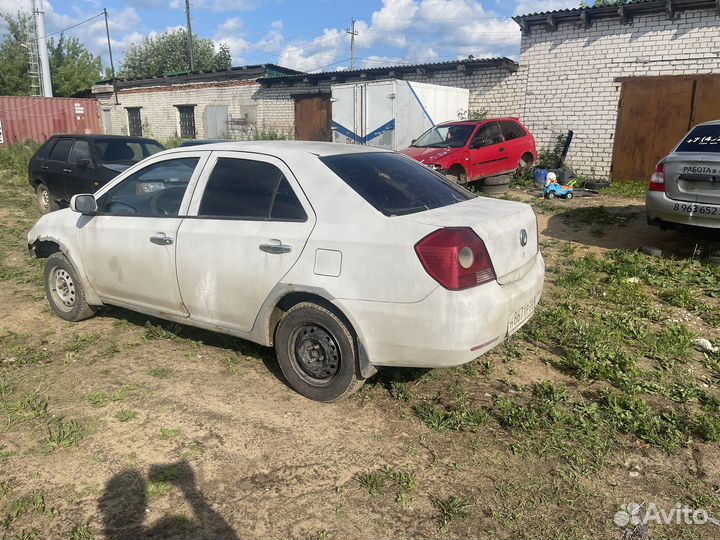 Запчасти на geely mk