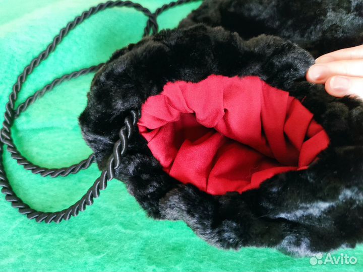 Муфточка из искусственного меха