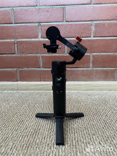 Стабилизатор для камеры zhiyun crane m2