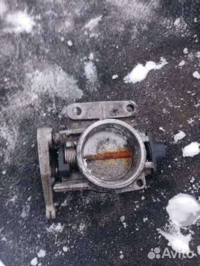 Заслонка дроссельная Renault Megane 1.6 16V K4M70