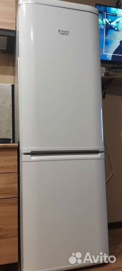 Холодильник hotpoint ariston бу