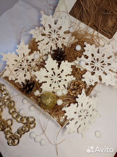 Снежинки на ёлку