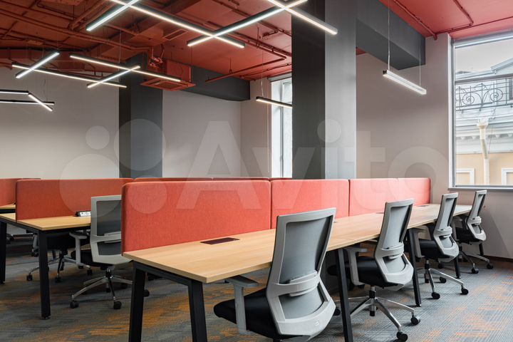 Готовый офисный блок на 30 рабочих мест с мебелью
