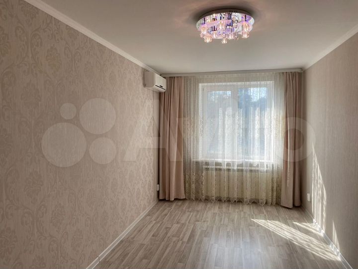 3-к. квартира, 72 м², 3/3 эт.