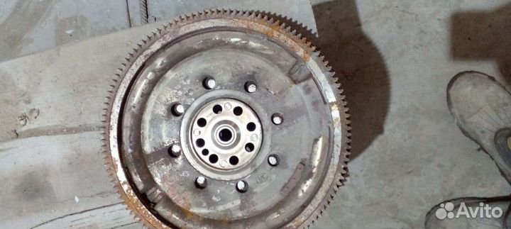 Hyundai grand starex маховик