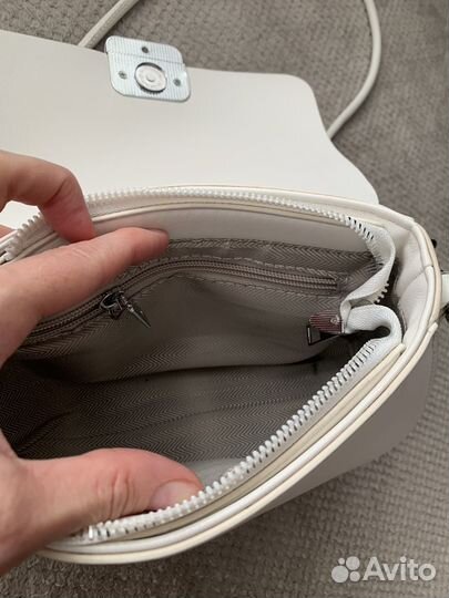 Сумка женская через плечо белая