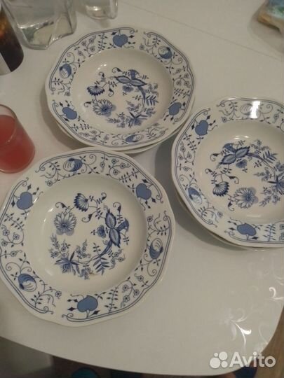 Тарелки фарфоровые Zwiebelmuster