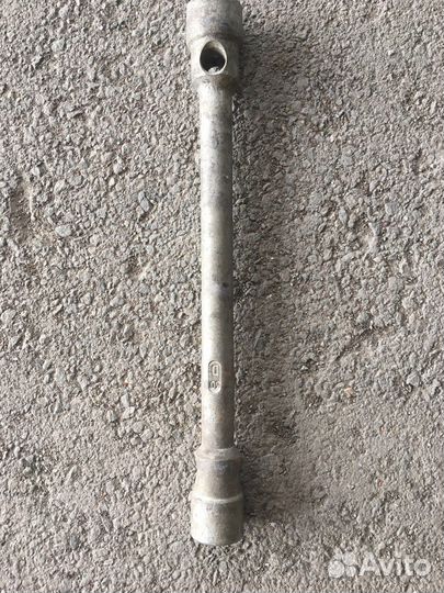 Ключ балонный