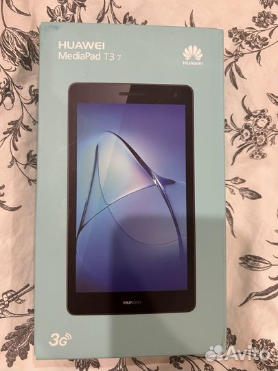 Huawei MediaPad T3 7 и телефон samsung s4